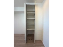 【神奈川県/横浜市保土ケ谷区権太坂】グレーシアテラス東戸塚 キッチン：物入