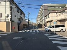 【神奈川県/横浜市保土ケ谷区権太坂】グレーシアテラス東戸塚 前面道路