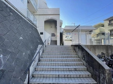 【神奈川県/横浜市保土ケ谷区西久保町】クリオ保土ヶ谷ライフテリア アプローチ