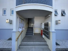 【神奈川県/横浜市泉区和泉町】グリーンハイムいずみ野B地区 23号棟 エントランス