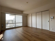 【神奈川県/横浜市戸塚区戸塚町】ベルシャトウ戸塚 壱番館 リビング・ダイニング