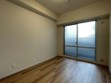 【神奈川県/横浜市戸塚区戸塚町】ベルシャトウ戸塚 壱番館 洋室：約5.1帖