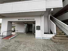 【神奈川県/横浜市泉区和泉町】ホーユウパレスひなた山 エントランス