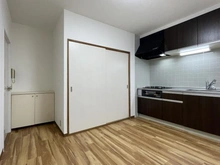 【神奈川県/横浜市泉区和泉町】ホーユウパレスひなた山 ダイニングキッチン