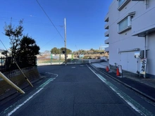 【神奈川県/横浜市泉区和泉町】ホーユウパレスひなた山 前面道路