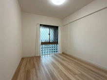 【神奈川県/横浜市戸塚区戸塚町】ライオンズステージ戸塚ルヴェールの丘 洋室：約6.1帖