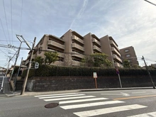 【神奈川県/横浜市戸塚区戸塚町】ライオンズステージ戸塚ルヴェールの丘 外観