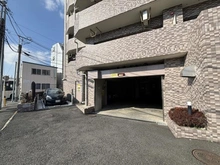 【神奈川県/大和市桜森】レゾンロイヤル相模大塚 駐車場