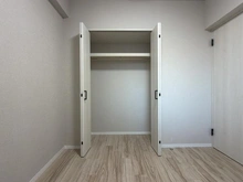 【神奈川県/横浜市泉区岡津町】グレーシアパーク山手台EAST 壱番館 収納：洋室約4.5帖