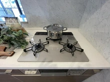 【神奈川県/横浜市港南区東芹が谷】レックス横浜上大岡 キッチン：コンロ