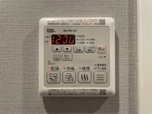 【神奈川県/横浜市港南区東芹が谷】レックス横浜上大岡 操作パネル