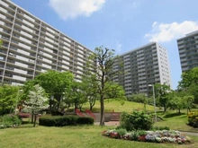 【神奈川県/横浜市戸塚区品濃町】ニューシティ東戸塚パークヒルズ N棟 敷地内