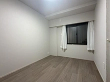 【神奈川県/横浜市戸塚区吉田町】ルネ横浜戸塚 サービスルーム（納戸）：約6.0帖