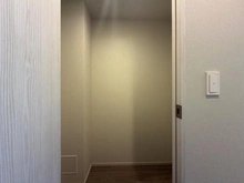 【神奈川県/横浜市戸塚区吉田町】ルネ横浜戸塚 サービスルーム（納戸）：キッチン裏の収納スペース