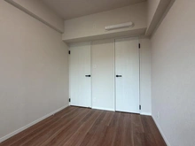 【神奈川県/横浜市戸塚区戸塚町】ヒルズ南戸塚プリメゾン 1号棟 洋室：約5.1帖