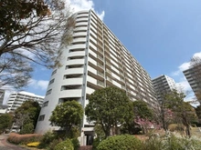 【神奈川県/横浜市戸塚区品濃町】ニューシティ東戸塚パークヒルズ J棟 外観：写真中央　J棟