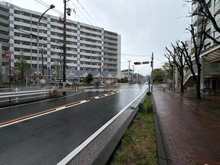 【神奈川県/横浜市戸塚区品濃町】ニューシティ東戸塚南の街 壱号館 前面道路