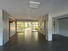 【神奈川県/横浜市戸塚区戸塚町】ヒルズ南戸塚プリメゾン 1号棟 エントランス