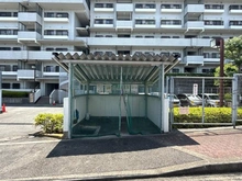 【神奈川県/横浜市戸塚区戸塚町】ヒルズ南戸塚プリメゾン 1号棟 ゴミ置き場