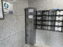 【神奈川県/横浜市戸塚区品濃町】コーラル東戸塚 宅配BOX　＆　メールBOX