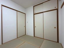 【神奈川県/横浜市泉区岡津町】グレーシアパーク山手台EAST 弐番館 和室：約4.5帖