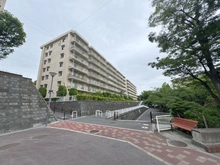 【神奈川県/横浜市南区六ツ川】横浜パークタウン D棟 外観