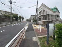 【神奈川県/横浜市南区六ツ川】横浜パークタウンB棟 前面道路