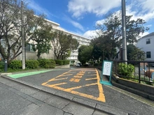【神奈川県/横浜市港南区東永谷】サンヴェール上大岡 アプローチ