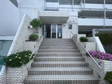 【神奈川県/横浜市港南区港南台】グリーンヒルズ港南台 アプローチ：階段