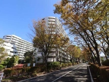 【神奈川県/横浜市戸塚区品濃町】ニューシティ東戸塚クレール丘の街 4号棟 外観：写真中央