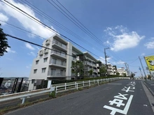 【神奈川県/横浜市戸塚区下倉田町】グリーンパーク戸塚ヒルズ イースト棟 外観
