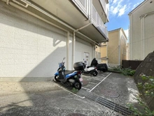 【神奈川県/横浜市港南区港南】キャッスル上大岡 バイク置き場