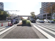 【神奈川県/横浜市戸塚区品濃町】ニューシティ東戸塚タワーズシティ1st 前面道路