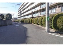 【神奈川県/横浜市戸塚区平戸】ライオンズマンション東戸塚ヒルズ 前面道路
