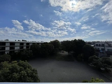 【神奈川県/横浜市保土ケ谷区権太坂】いずみプラザ保土ヶ谷 弐号館 眺望：LDK側バルコニーから