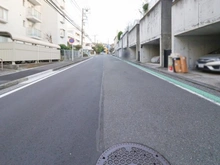 【神奈川県/横浜市保土ケ谷区権太坂】いずみプラザ保土ヶ谷 弐号館 前面道路