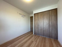 【神奈川県/横浜市戸塚区俣野町】県ドリームハイツ 15号棟 洋室：約5.5帖