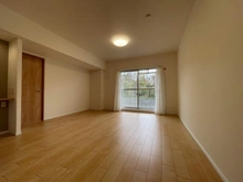 【神奈川県/横浜市戸塚区平戸町】緑の街 四号棟 リビング・ダイニング