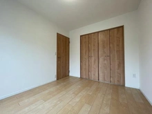 【神奈川県/横浜市戸塚区平戸町】緑の街 四号棟 洋室：約6.5帖