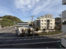 【神奈川県/横浜市戸塚区下倉田町】コスモ戸塚パークスクエア 眺望：バルコニーから