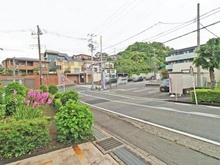 【神奈川県/横浜市戸塚区下倉田町】コスモ戸塚パークスクエア 前面道路