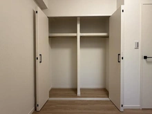 【神奈川県/横浜市南区別所】コスモ上大岡サニーウィング A棟 収納：洋室約4.1帖