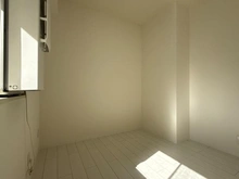 【神奈川県/横浜市戸塚区平戸】シャルム東戸塚 洋室：玄関側　約4.5帖