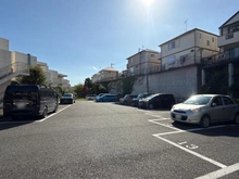 【神奈川県/横浜市戸塚区平戸】シャルム東戸塚 駐車場