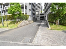 【神奈川県/横浜市戸塚区上倉田町】プライズ・ヒル 5番館 駐車場