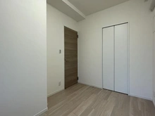 【神奈川県/横浜市戸塚区上矢部町】東建ニューハイツ戸塚 収納：洋室約4.4帖