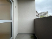 【神奈川県/横浜市戸塚区上矢部町】ストークマンション戸塚 バルコニー:洋室約6.5帖に面した