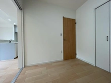 【神奈川県/横浜市戸塚区上品濃】フォートンヒルズ C棟 洋室：約4.2帖