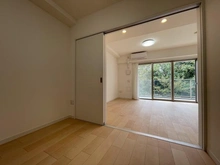 【神奈川県/横浜市戸塚区上品濃】フォートンヒルズ C棟 洋室：約4.2帖