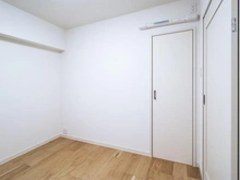 【神奈川県/横浜市戸塚区品濃町】ナイスアーバン東戸塚 洋室：4.2帖